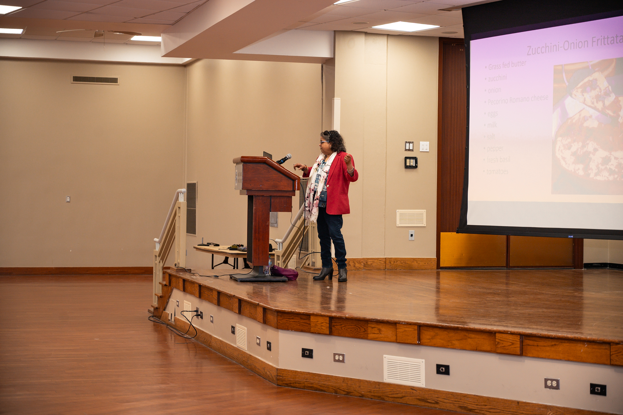 ConferencePerfectlyStillbyJessica-5772